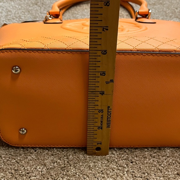 Guess Korry tote- Sun-kissed Orange/Gold hardware - NWT - Picture 5 of 13